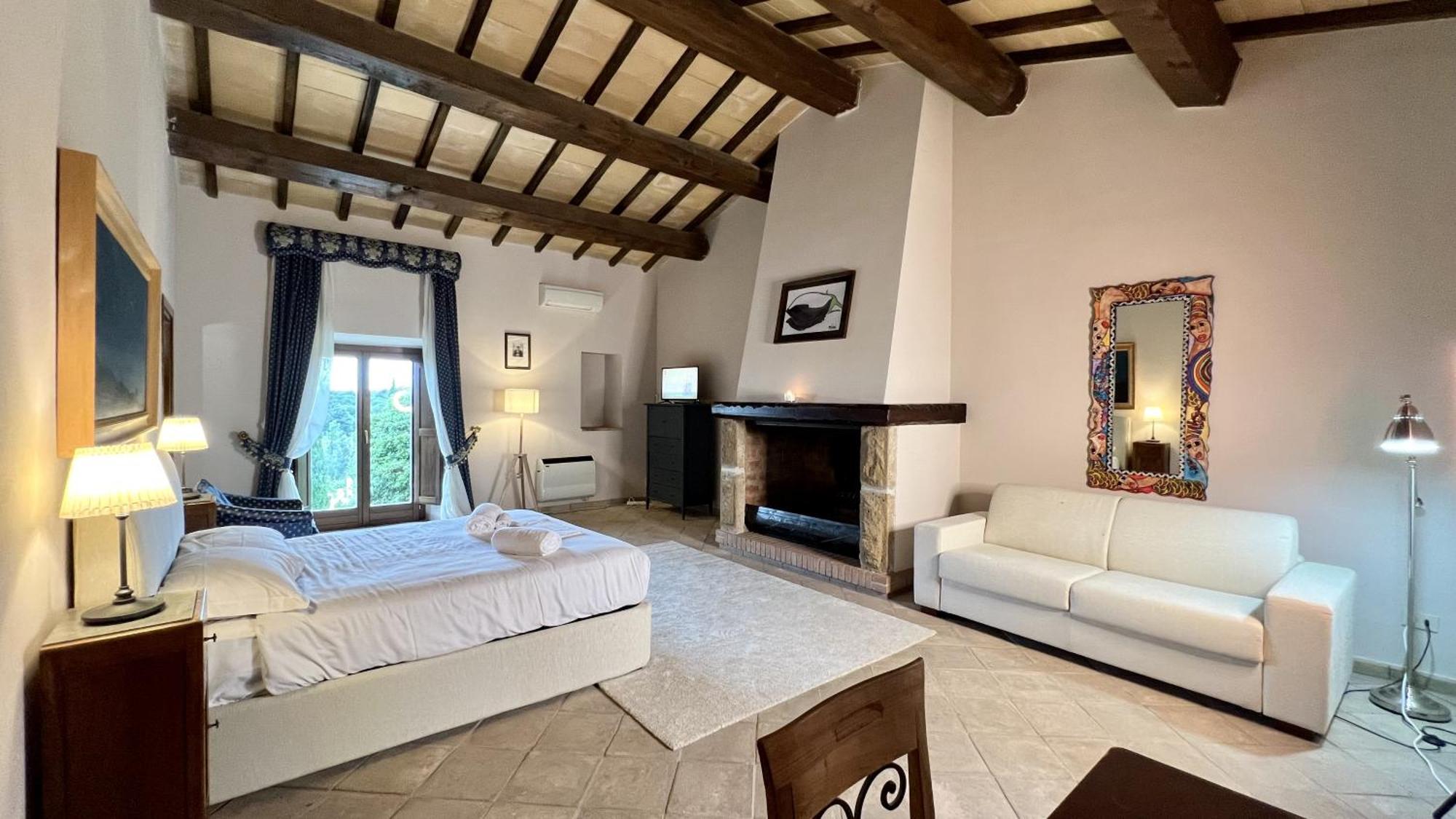Agriturismo Cerrosughero Canino エクステリア 写真