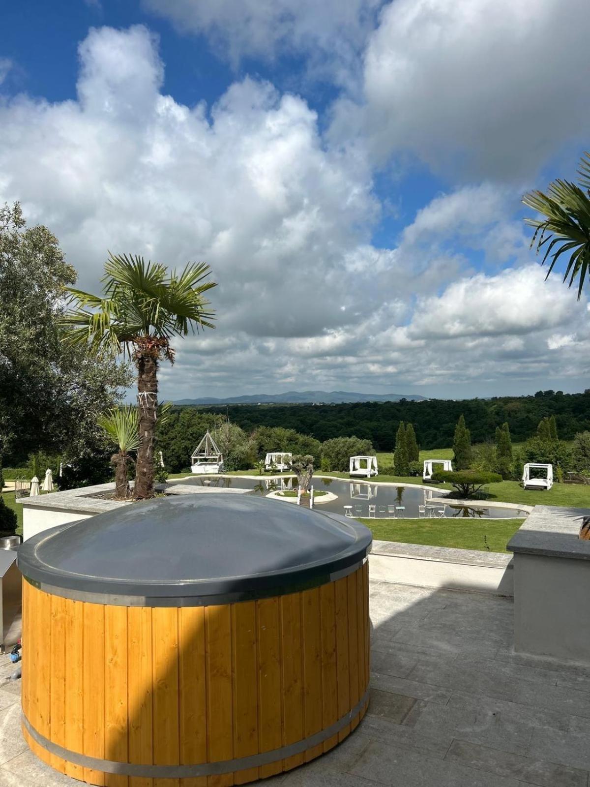 Agriturismo Cerrosughero Canino エクステリア 写真