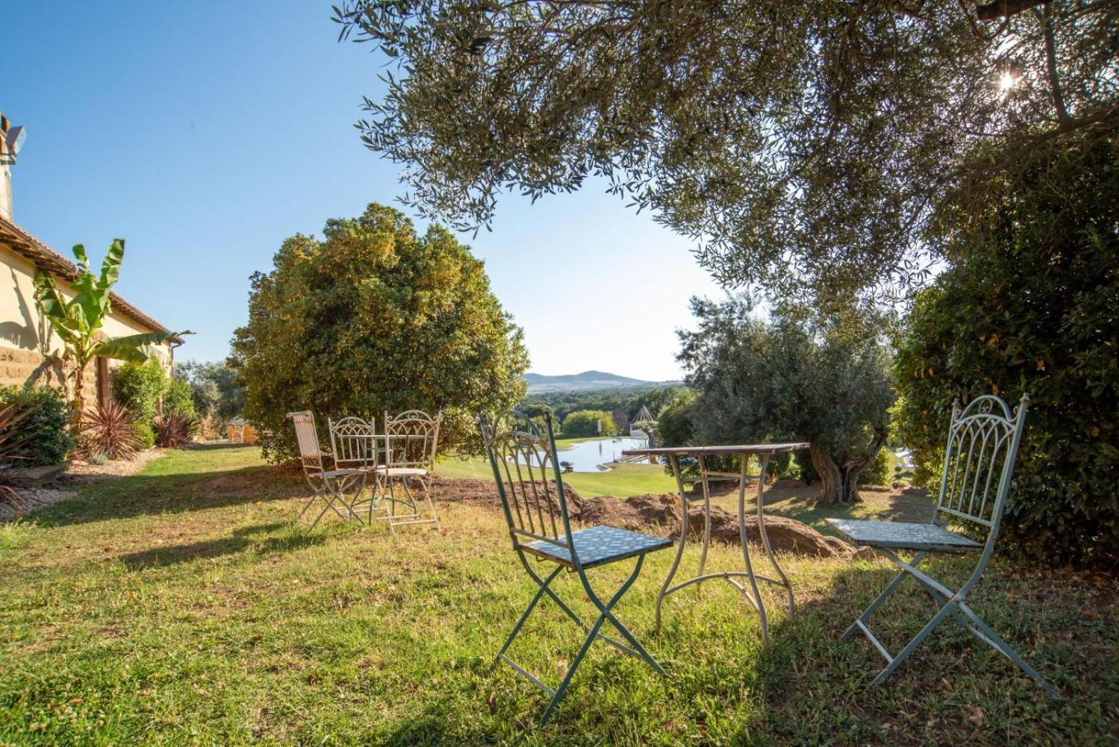 Agriturismo Cerrosughero Canino エクステリア 写真