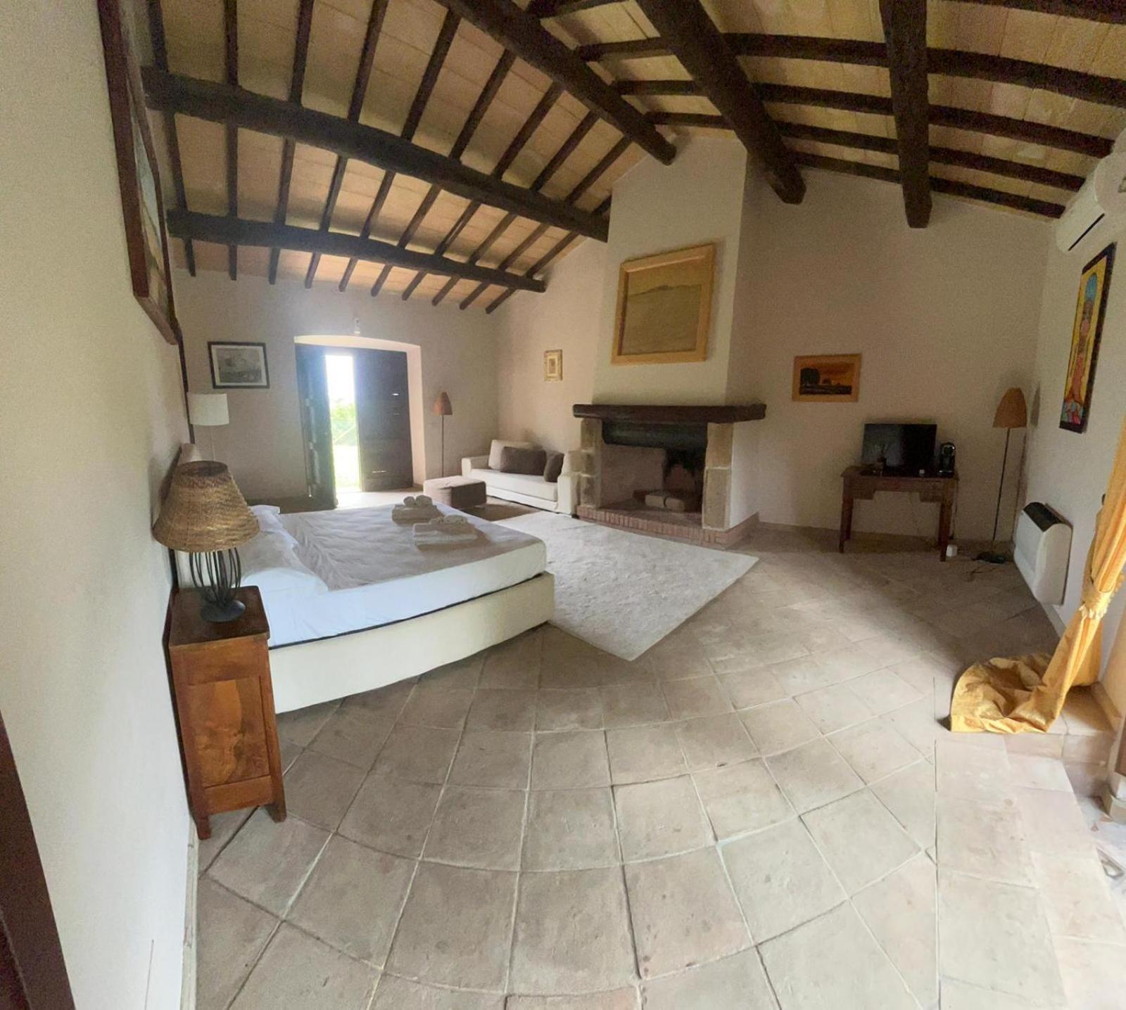 Agriturismo Cerrosughero Canino エクステリア 写真